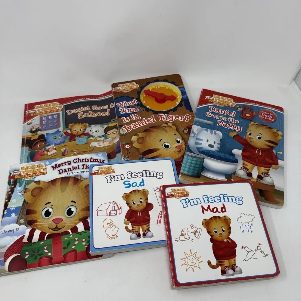 Daniel Tiger's Neighborhood Books Lot Of 6 HCs & PBs - Daniels Goes Potty +